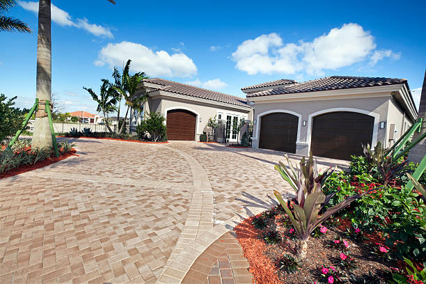Best Residential Driveway Paver Services  in Frankton, IN